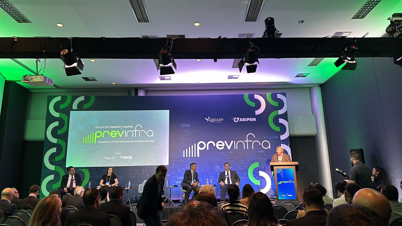 Evento realizado em São Paulo-SP discutiu investimentos em infraestrutura